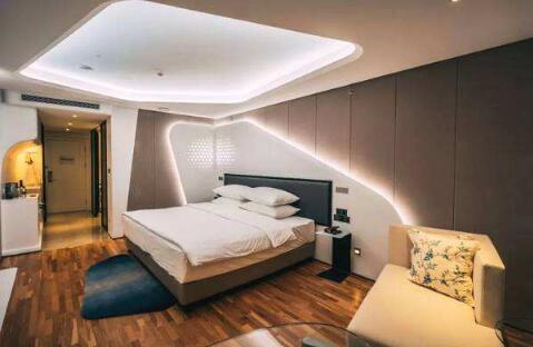 科技風情主題酒店設(shè)計